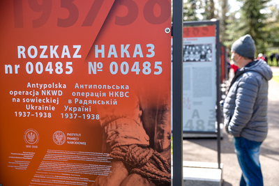 Otwarcie wystawy „Rozkaz nr 00485. Antypolska operacja NKWD na sowieckiej Ukrainie 1937–1938” – Pułtusk, 27 kwietnia 2021. Fot. Sławek Kasper (IPN)