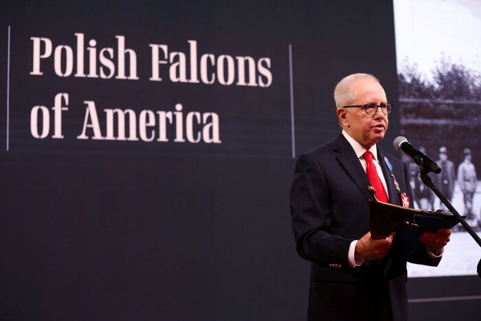 Uroczyste wręczenie nagród „Kustosz Pamięci Narodowej” – Kongres Pamięci Narodowej, PGE Narodowy, 15 kwietnia 2023. Fot. Mikołaj Bujak (IPN)