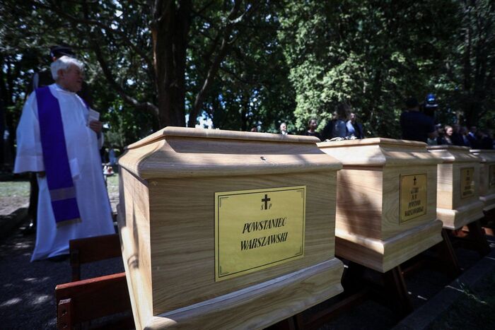 Uroczystości pogrzebowe Powstańców Warszawskich oraz cywilnych ofiar Powstania Warszawskiego, których szczątki zostały odnalezione na Czerniakowie – Warszawa, 4 sierpnia 2023. Fot. Sławek Kasper (IPN)