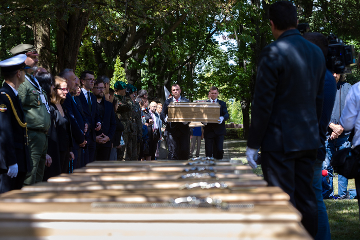Uroczystości pogrzebowe Powstańców Warszawskich oraz cywilnych ofiar Powstania Warszawskiego, których szczątki zostały odnalezione na Czerniakowie – Warszawa, 4 sierpnia 2023. Fot. Sławek Kasper (IPN)