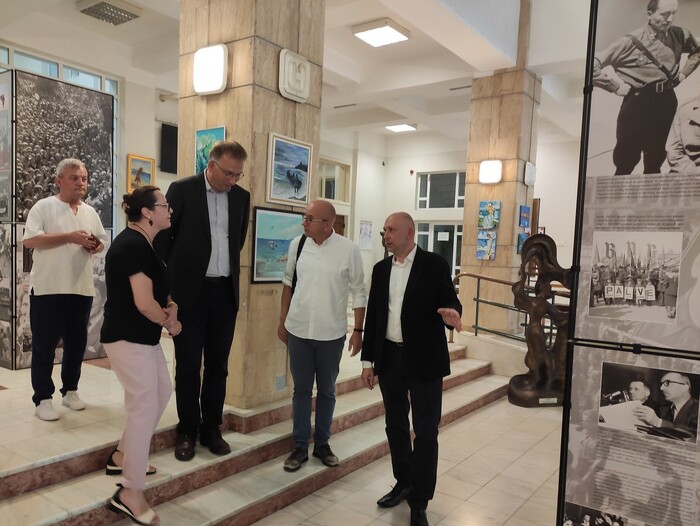 Otwarcie angielskiej wersji wystawy „Zimna wojna. Krótka historia podzielonego świata” – Krajowa (Rumunia), 4 lipca 2024