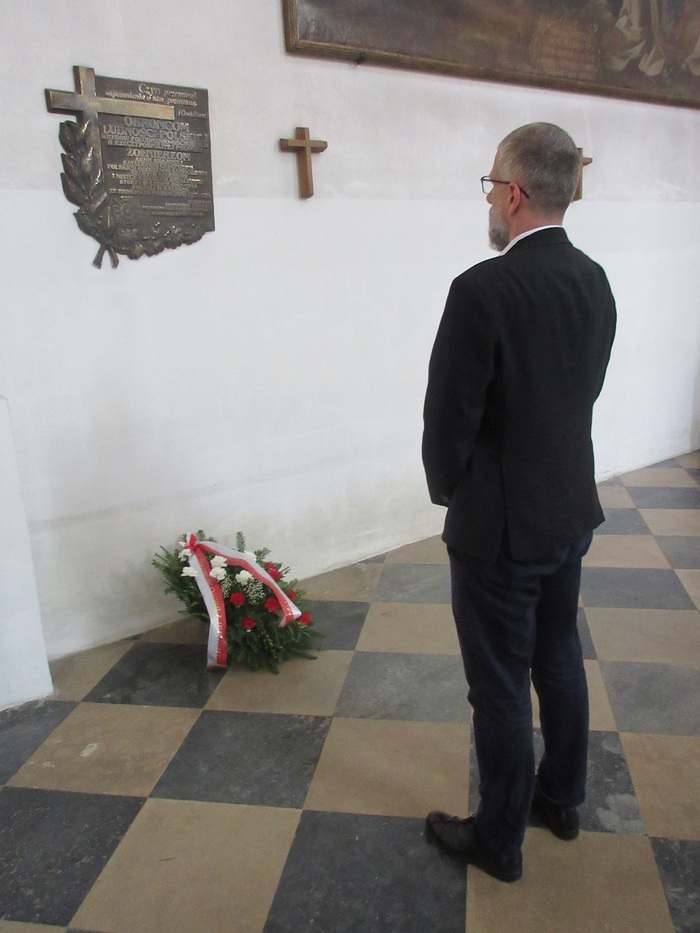 W rocznicę krwawej niedzieli warszawski oddział IPN uczcił pamięć ofiar ludobójstwa dokonanego przez ukraińskich nacjonalistów na obywatelach II RP – Warszawa, 11 lipca 2024. Fot. Łukasz Bielecki (IPN)