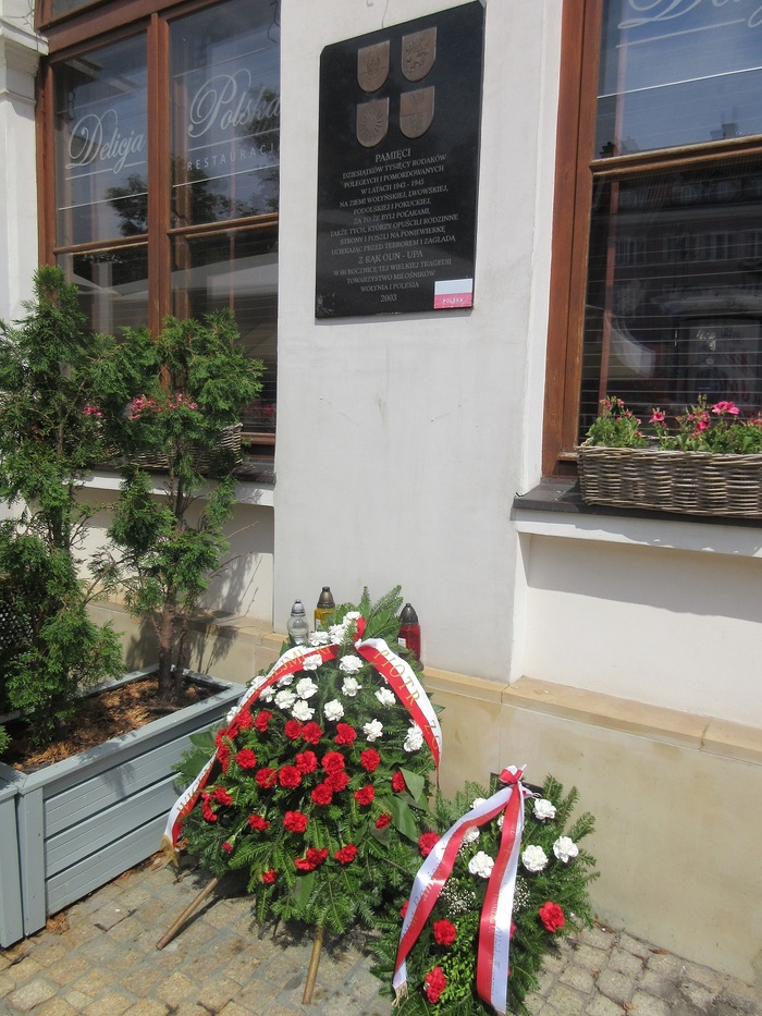 W rocznicę krwawej niedzieli warszawski oddział IPN uczcił pamięć ofiar ludobójstwa dokonanego przez ukraińskich nacjonalistów na obywatelach II RP – Warszawa, 11 lipca 2024. Fot. Łukasz Bielecki (IPN)