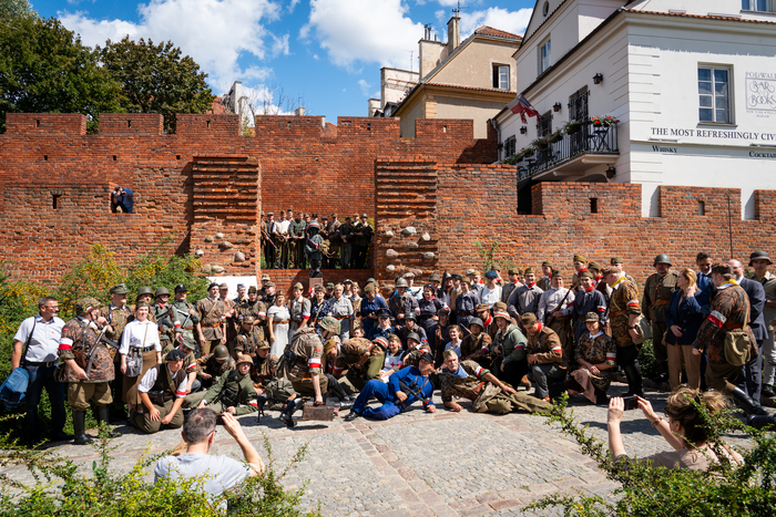 Inscenizacja powstańczej defilady, 10 sierpnia 2024 r., fot. Andrzej Kryński (IPN)