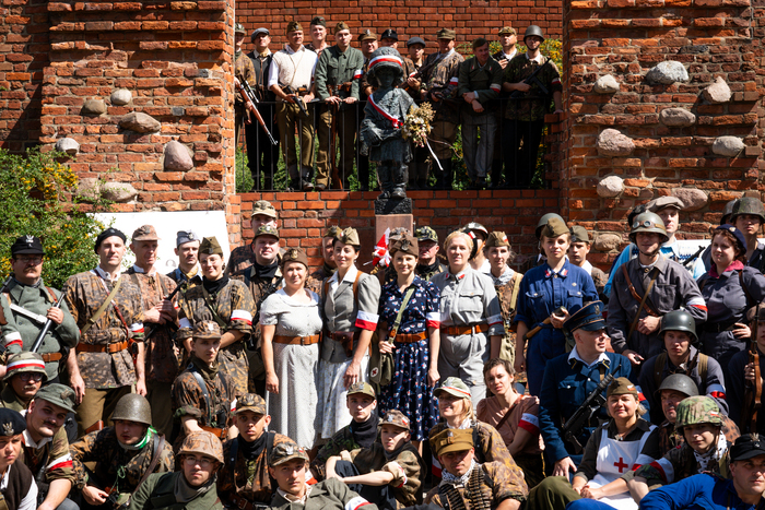 Inscenizacja powstańczej defilady, 10 sierpnia 2024 r., fot. Andrzej Kryński (IPN)