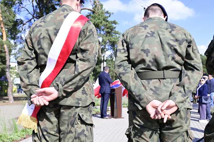 Uroczystość odsłonięcia tablicy pamiątkowej poświęconej komendantowi IV Rejonu „Fromczyn” VII Obwodu „Obroża” AK kpt. Stanisławowi Szulcowi ps. „Kania” oraz otwarcie wystawy „Na odsiecz powstańczej Warszawie” – Otwock, 11 września 2024. Fot. Zbigniew Siedlewski