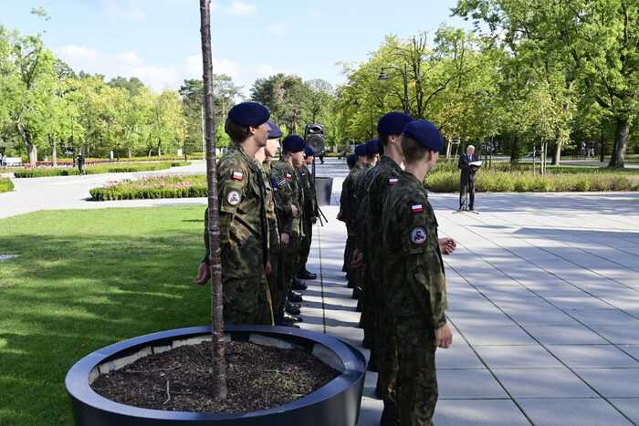 Uroczystość odsłonięcia tablicy pamiątkowej poświęconej komendantowi IV Rejonu „Fromczyn” VII Obwodu „Obroża” AK kpt. Stanisławowi Szulcowi ps. „Kania” oraz otwarcie wystawy „Na odsiecz powstańczej Warszawie” – Otwock, 11 września 2024. Fot. Zbigniew Siedlewski (IPN)