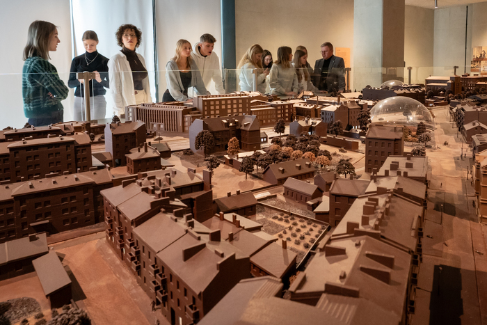 Kolejne warsztaty w ramach projektu edukacyjnego IPN „Silni Polską!” – inspirujące spotkanie z historią w Warszawie i Komornicy. Fot. Andrzej Kryński (IPN)