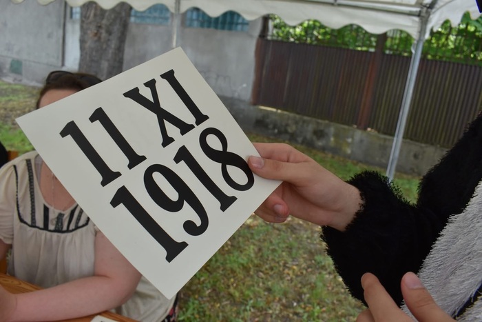 Historia, gry i konkursy – IPN na pikniku Młodzieżowego Ośrodka Socjoterapii nr 4