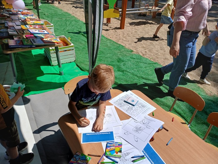 IPN na festynie rodzinnym w Jabłonnie