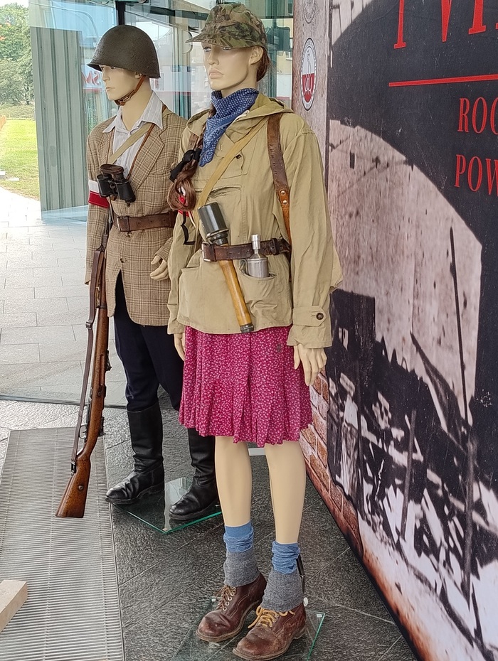 „Powstańcy Warszawscy – Plac Krasińskich” – wystawa Oddziału IPN w Warszawie – Warszawa, 31 lipca – 2 października 2025