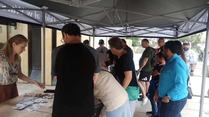 „Na odsiecz powstańczej Warszawie” – ekspozycja IPN i stoisko edukacyjne na Skwerze Hoovera – Warszawa, 1 sierpnia 2025