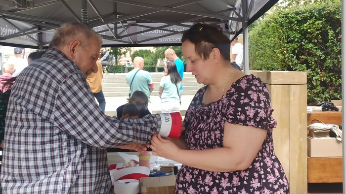 „Na odsiecz powstańczej Warszawie” – ekspozycja IPN i stoisko edukacyjne na Skwerze Hoovera – Warszawa, 1 sierpnia 2025