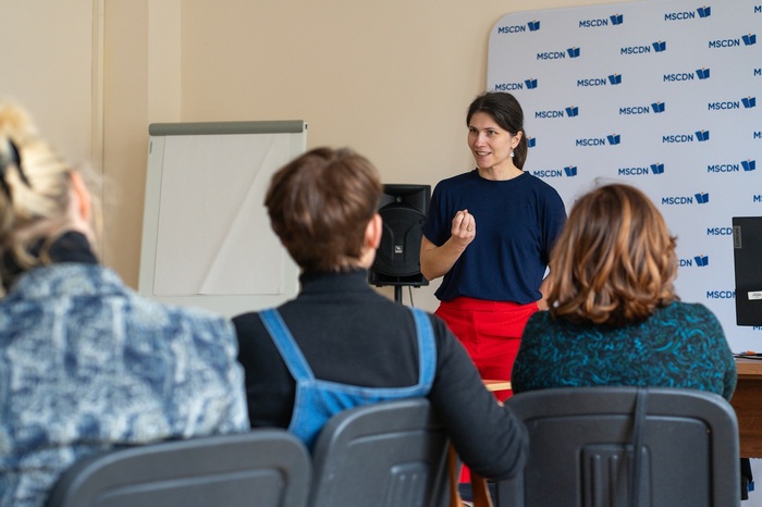 Szkolenie metodyczne dla nauczycieli szkół podstawowych „Z wystawą, grą i komiksem przez historię – narzędzia edukacyjne IPN w pracy nauczyciela” – Ciechanów, 8 października 2025. Fot. Andrzej Kryński (IPN)