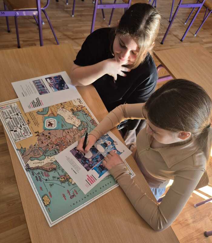 Warsztaty edukacyjne z „Wojenną odyseją Antka Srebrnego” w Szkole Podstawowej nr 214 w Warszawie