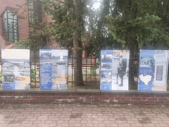 Wystawa „Sąsiedzka krew. Ludobójstwo wołyńsko-galicyjskie 1943–1945” – Grodzisk Mazowiecki, lipiec – sierpień 2026. Fot. Sławomir Stępień (IPN)