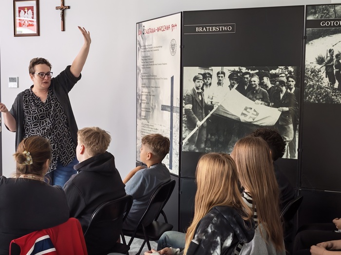 Spotkanie z historią Powstania Warszawskiego na Pradze. Warszawa, ul. Szwedzka 22. Fot. Iwona Spałek (IPN