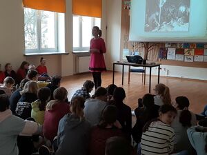 Wykład Ewy Dyngosz „Józef Piłsudski – twórca Niepodległej” w Szkole Podstawowej im. Wspólnej Europy w Zalesiu Górnym – 14 listopada 2019