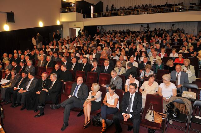 Zaproszeni na uroczystość goście