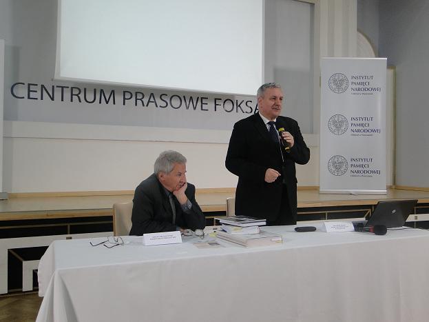 Prof. Jerzy Eisler (dyrektor Oddziału IPN we Warszawie) opowiada o działalności Instytutu Pamięci Narodowej