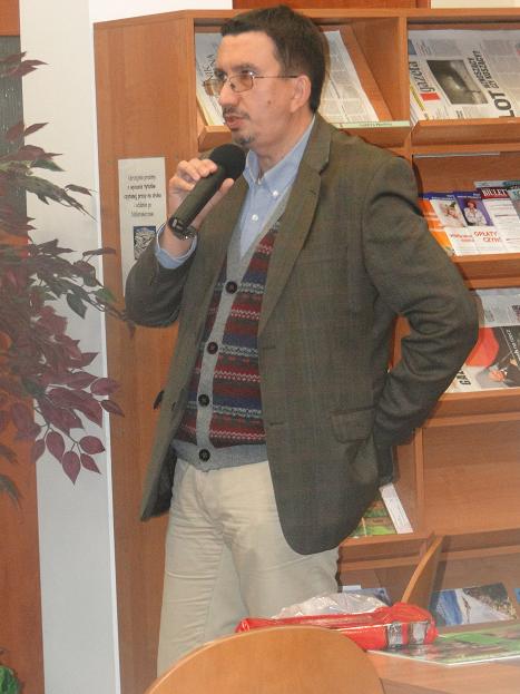 Dr Tomasz Łabuszewski opowiada o serii warszawskiego oddziału IPN „Warszawa nie?pokonana