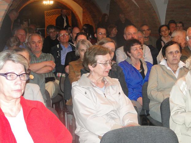 Spotkanie spotkało się z dużym zainteresowaniem mieszkańców Warszawy