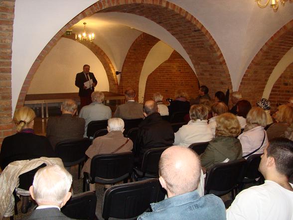 Wykład spotkał się z dużym zainteresowaniem