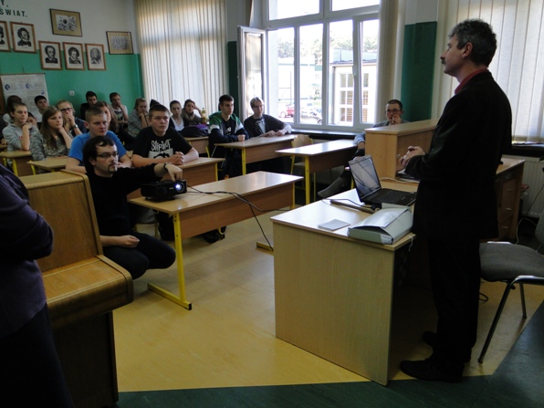 Marcin Łaszczyński prowadzi warsztaty