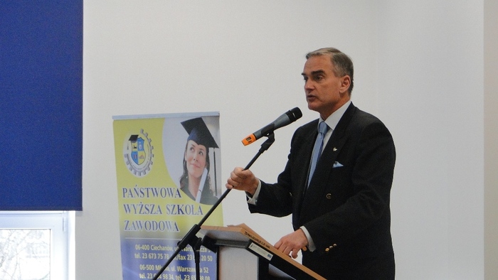 Senator RP Jan Maria Jackowski dziękuje Instytutowi Pamięci Narodowej za działalność edukacyjną na północnym Mazowszu