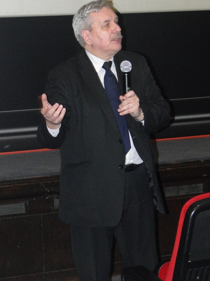 Profesor Jerzy Eisler opowiada o filmie „Mniejsze zło