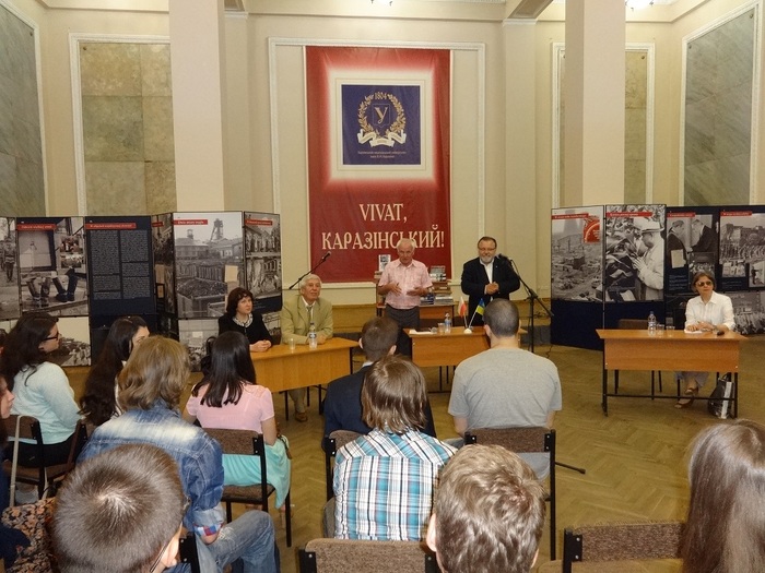 Wykład podczas wernisażu wystawy „W objęciach Wielkiego Brata. Sowieci w Polsce 1944–1993