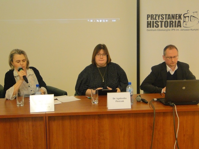 Od lewej: dr Anna Marcinkiewicz-Kaczmarczyk, dr Agnieszka Pietrzak, dr Robert Spałek