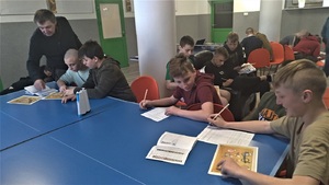 Warsztaty edukacyjne „Śledztwo katyńskie” w Młodzieżowym Ośrodku Wychowawczym – Miedzeszyn, 5 kwietnia 2022