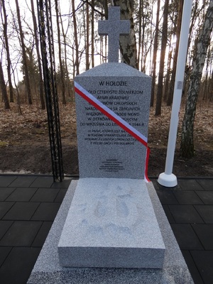 Uroczystość odsłonięcia upamiętnienia więźniów obozu przejściowego NKWD w Ostrówku – Ostrówek (gm. Klembów pow. Wołomin), 1 marca 2023