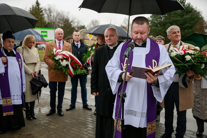 Odsłonięcie tablicy poświęconej mieszkańcom Nasielska, którzy zginęli z rąk Sowietów – Nasielsk, 1 kwietnia 2023 r.