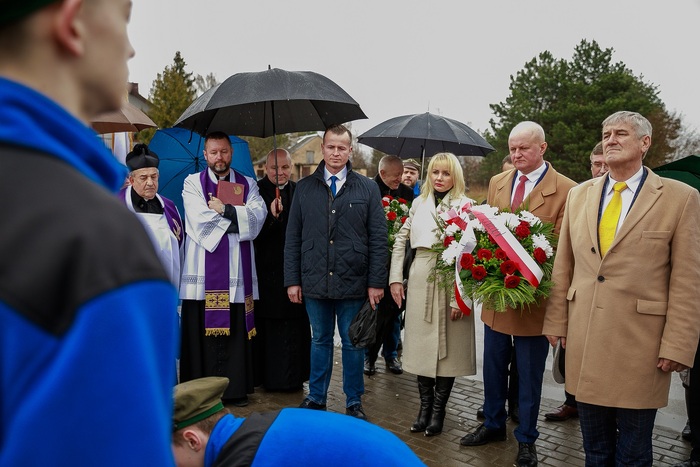 Odsłonięcie tablicy poświęconej mieszkańcom Nasielska, którzy zginęli z rąk Sowietów – Nasielsk, 1 kwietnia 2023 r.