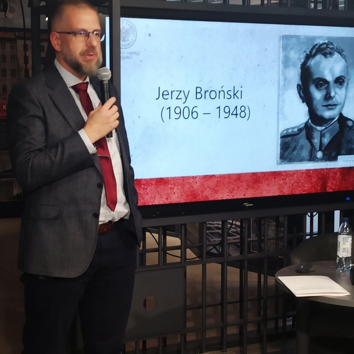 Historia w artefaktach zapisana – inauguracja projektu wystawienniczo-edukacyjnego Archiwum IPN i Strzeleckiej 8. Fot. Iwona Spałek (IPN)