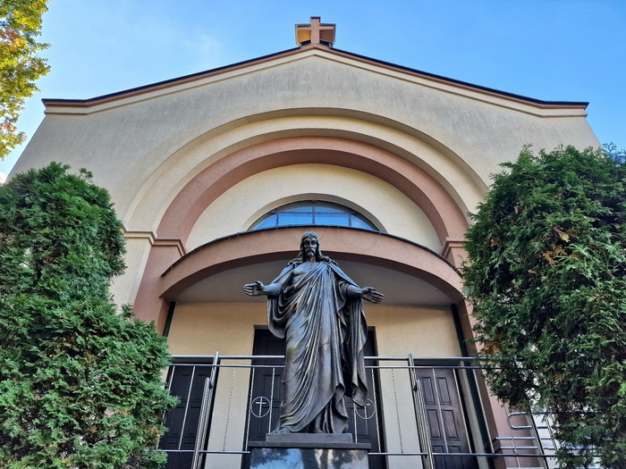 Prezentacja wystawy „Samarytanie z Markowej. Ulmowie – Polacy zamordowani przez Niemców za pomoc Żydom” – Łomianki k. Warszawy. Fot. Andrzej Kryński (IPN)